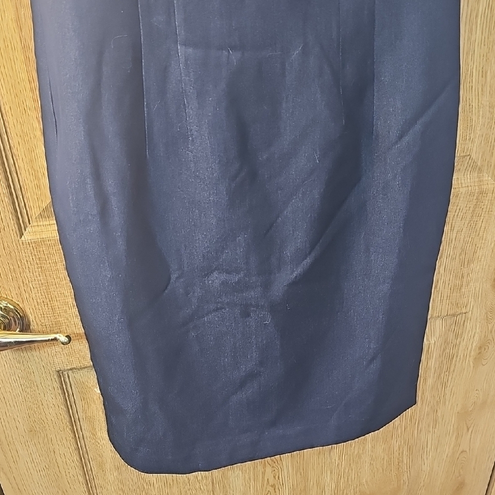 T Tahari Classic Black Midi Dress - Picture 10 of 13